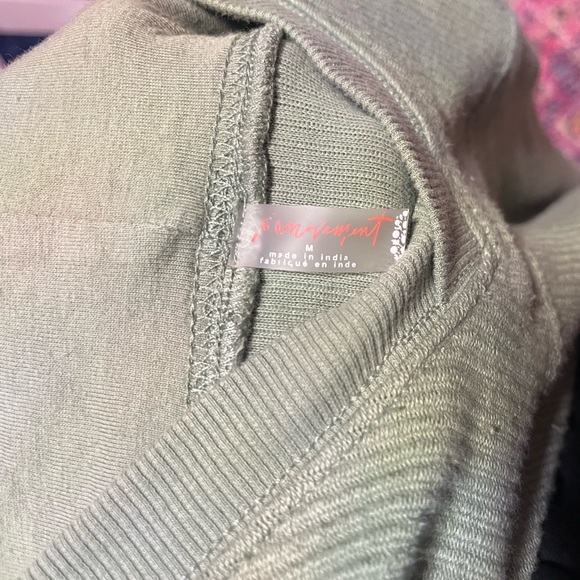 Free People Movement Cropped High Waisted “All The Way” Set - Picture 5 of 8